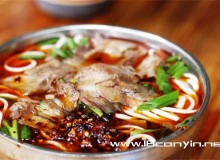 鑫花溪牛肉粉是一个怎样的品牌?为什么会有那么多人排队购买?