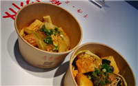 郑州宝妈放弃铁饭碗，加盟青春说麻辣拌