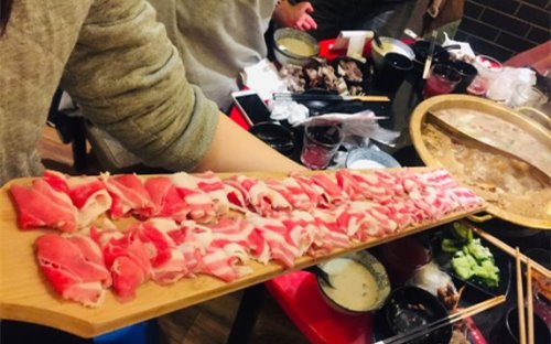 洪太极烤羊蝎子馆怎么样？洪太极烤羊蝎子好吃吗？
