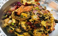 小二郎香香锅加盟赚钱吗？开餐饮店省心赚钱