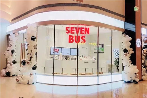 seven bus七号线茶饮门店图