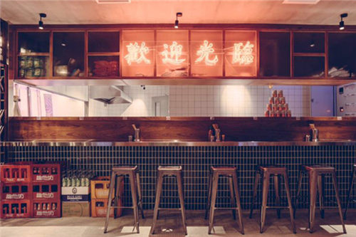 四眼仔车仔面门店