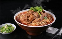一挑香牛肉面加盟电话多少？加盟条件多吗？