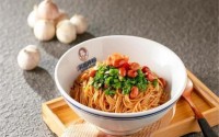 楠昌吴姐拌粉加盟赚钱吗？楠昌吴姐拌粉加盟费是多少？