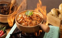 山城欢现炒食堂项目合适加盟么？山城欢现炒食堂加盟费很高么？