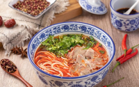 加盟刘千迅贵州牛肉粉羊肉粉手把手教你开店，带你成功