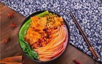 凤张螺蛳粉加盟流程是什么？加盟多长时间回本？
