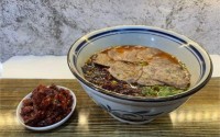 樊掌柜牛羊肉粉合适加盟么？加盟费很高么？