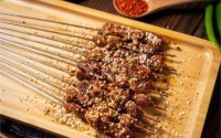 如何选址？德林兰州牛肉面加盟告诉你秘诀
