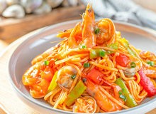 开一家海鲜遇上面要多少钱，适合新手加盟吗？